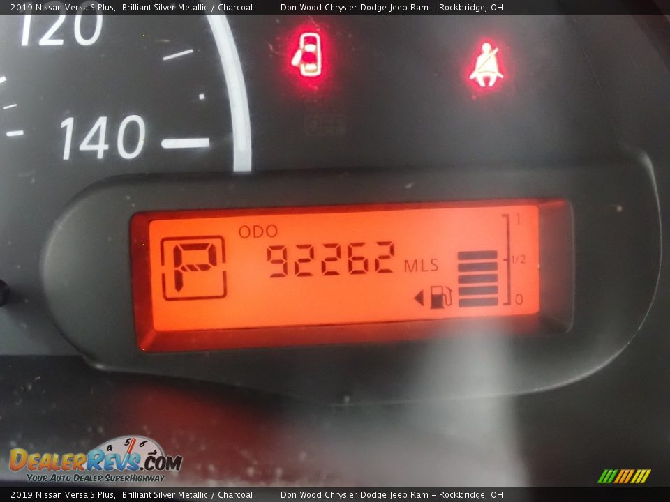 2019 Nissan Versa S Plus Brilliant Silver Metallic / Charcoal Photo #30