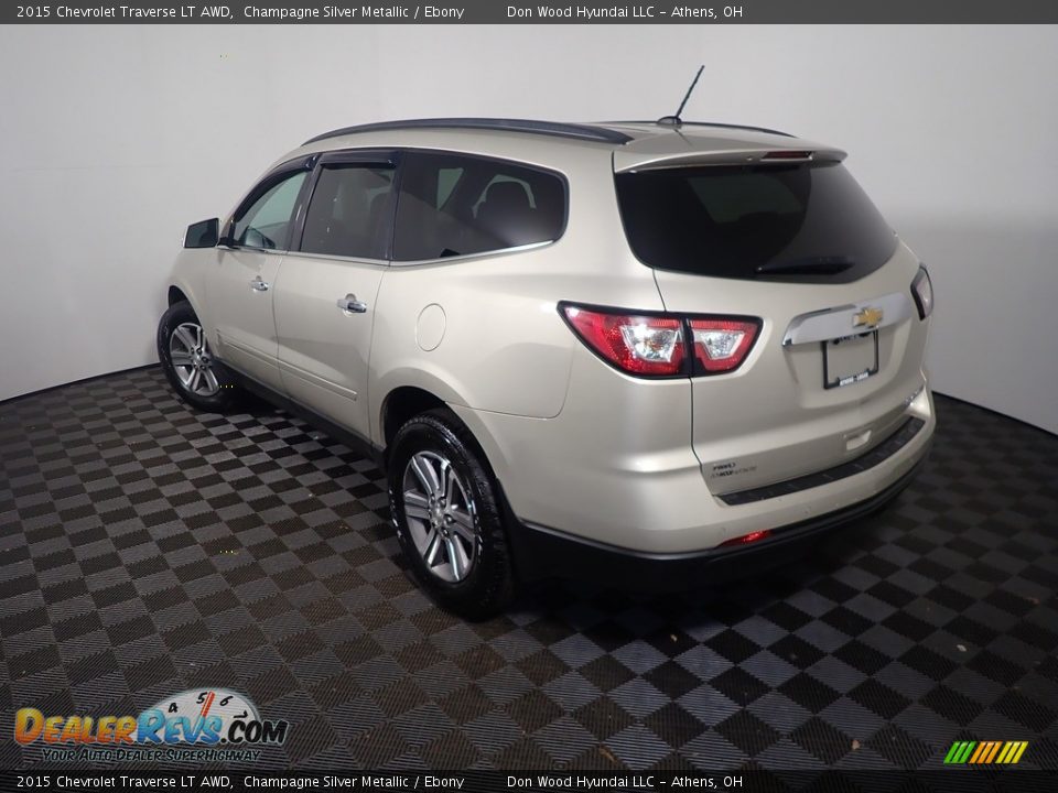 2015 Chevrolet Traverse LT AWD Champagne Silver Metallic / Ebony Photo #12