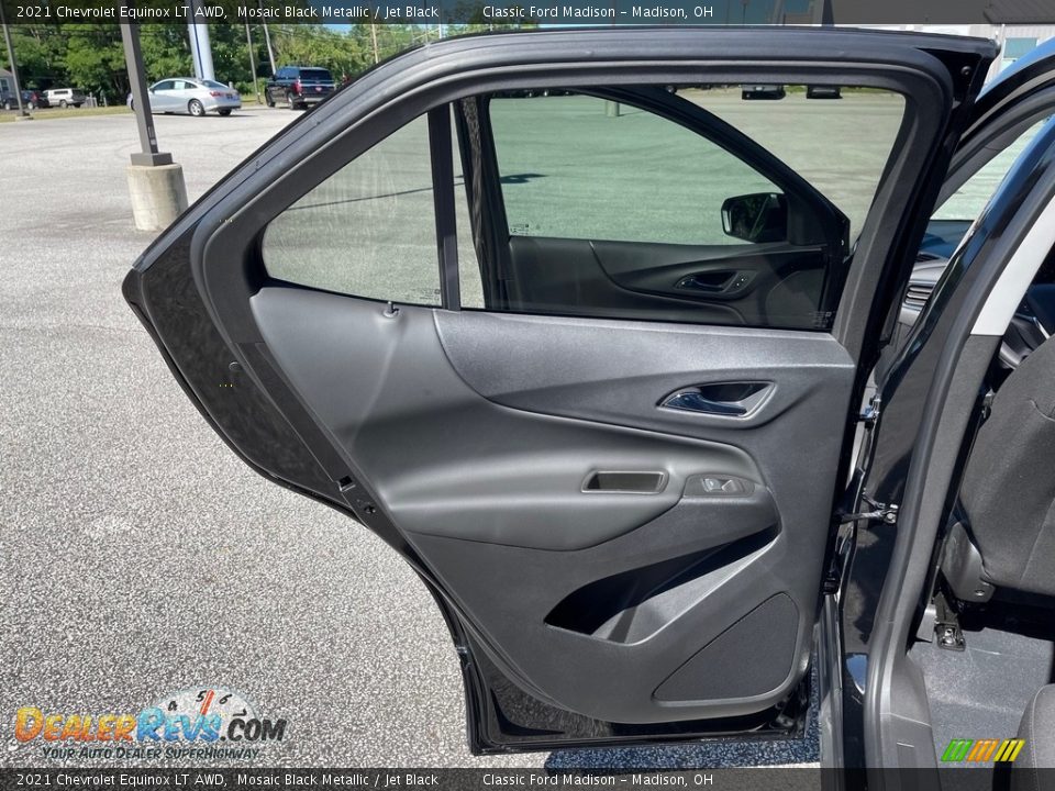 2021 Chevrolet Equinox LT AWD Mosaic Black Metallic / Jet Black Photo #15