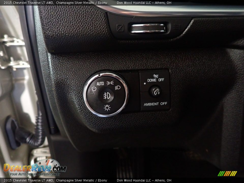 2015 Chevrolet Traverse LT AWD Champagne Silver Metallic / Ebony Photo #31