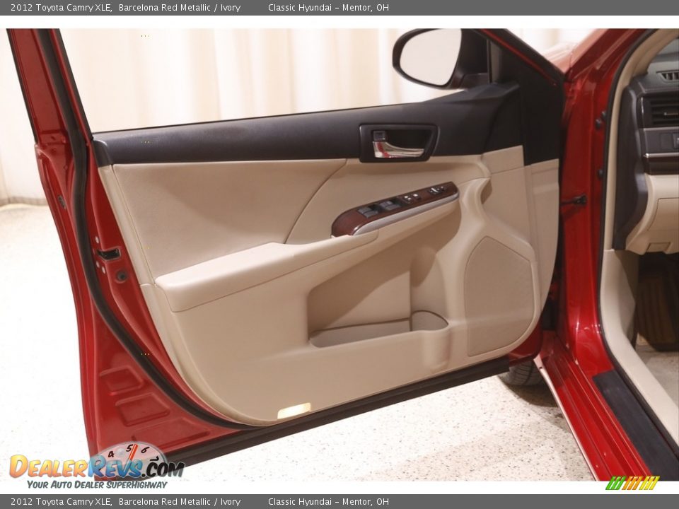 2012 Toyota Camry XLE Barcelona Red Metallic / Ivory Photo #4