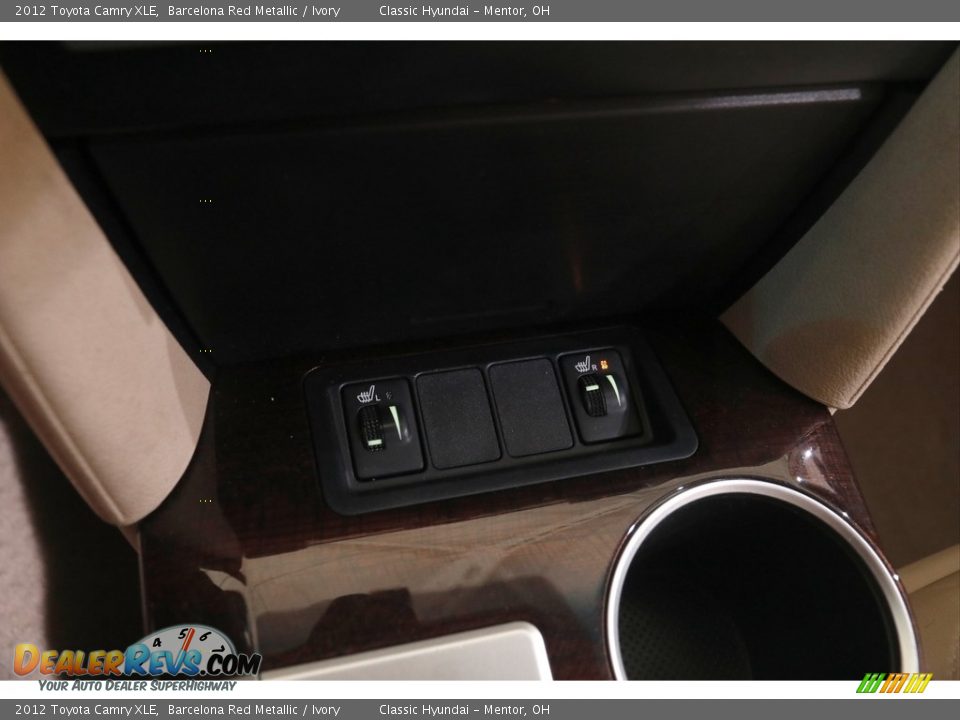 2012 Toyota Camry XLE Barcelona Red Metallic / Ivory Photo #16