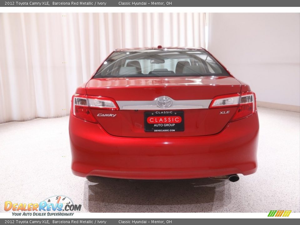 2012 Toyota Camry XLE Barcelona Red Metallic / Ivory Photo #20