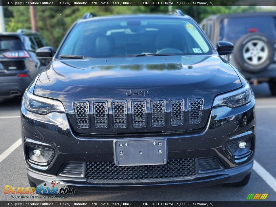 2019 Jeep Cherokee Latitude Plus 4x4 Diamond Black Crystal Pearl / Black Photo #2