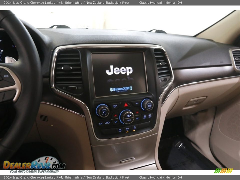 2014 Jeep Grand Cherokee Limited 4x4 Bright White / New Zealand Black/Light Frost Photo #9