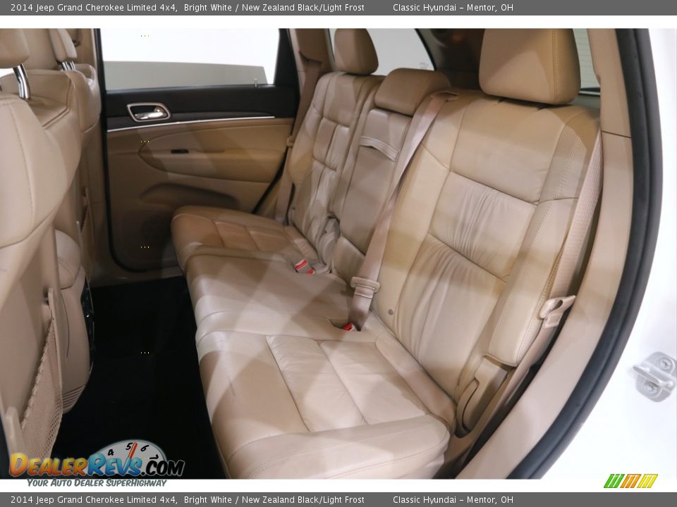 2014 Jeep Grand Cherokee Limited 4x4 Bright White / New Zealand Black/Light Frost Photo #21