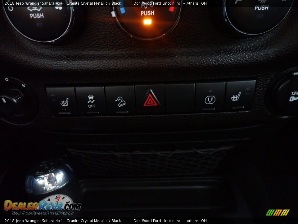 2018 Jeep Wrangler Sahara 4x4 Granite Crystal Metallic / Black Photo #3