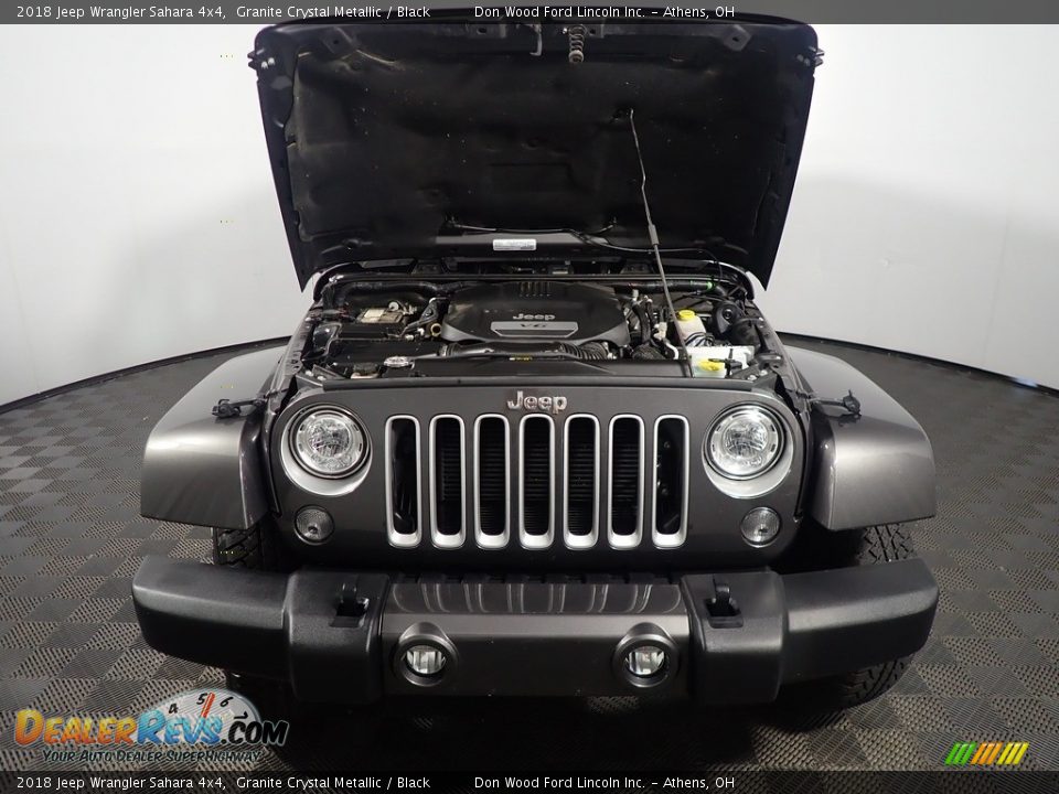 2018 Jeep Wrangler Sahara 4x4 Granite Crystal Metallic / Black Photo #7