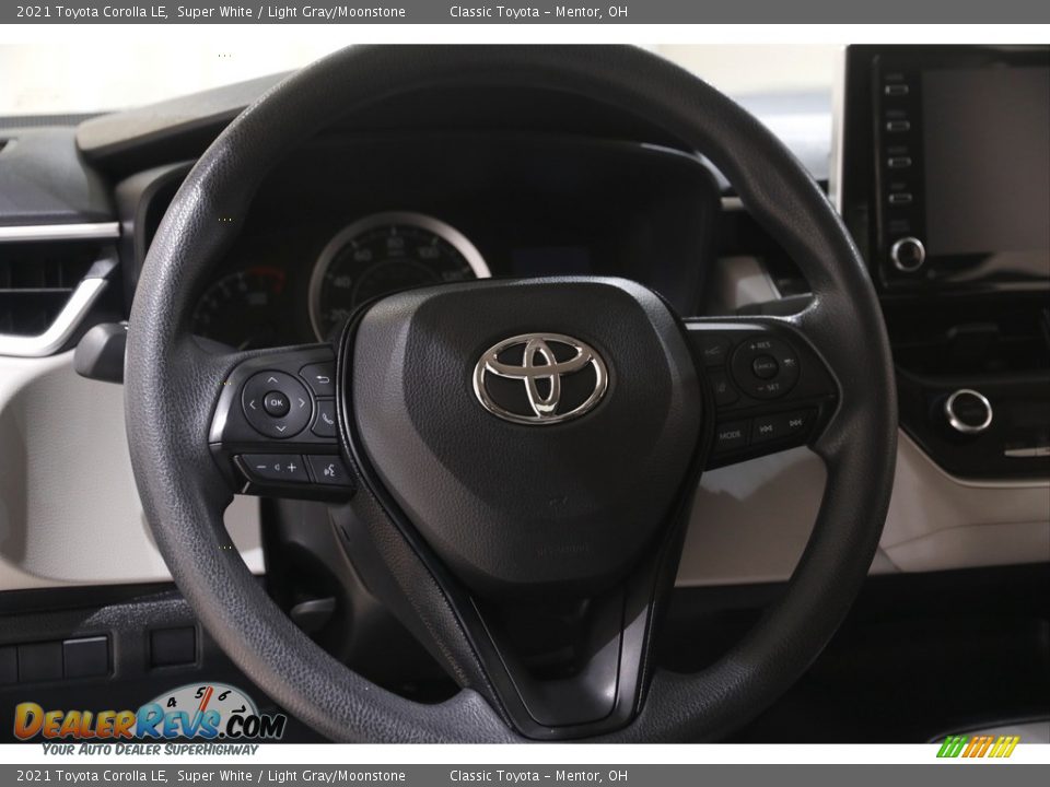 2021 Toyota Corolla LE Super White / Light Gray/Moonstone Photo #7
