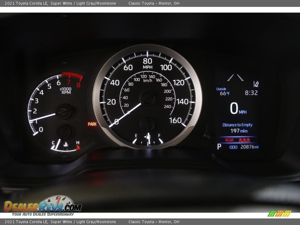 2021 Toyota Corolla LE Super White / Light Gray/Moonstone Photo #8