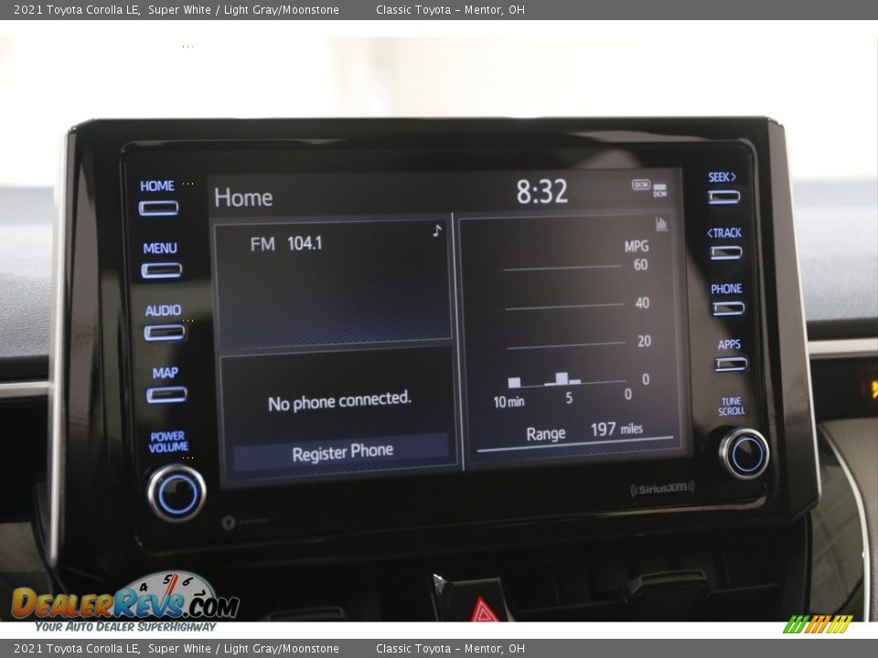 2021 Toyota Corolla LE Super White / Light Gray/Moonstone Photo #10