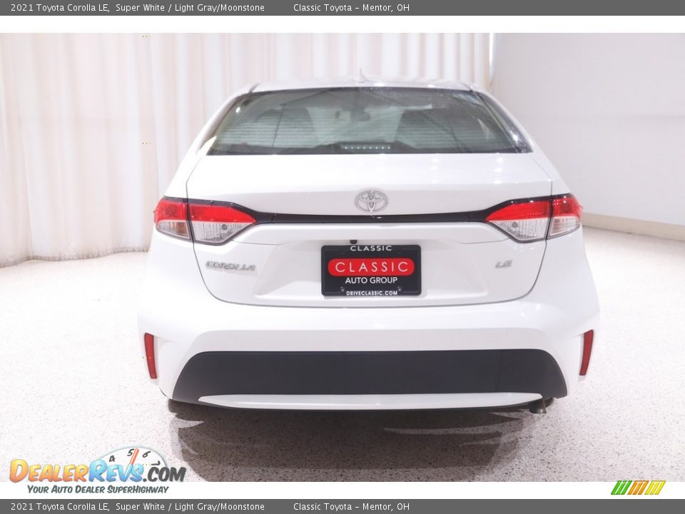 2021 Toyota Corolla LE Super White / Light Gray/Moonstone Photo #16