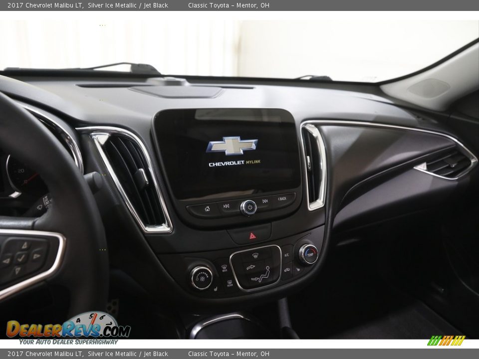 2017 Chevrolet Malibu LT Silver Ice Metallic / Jet Black Photo #9