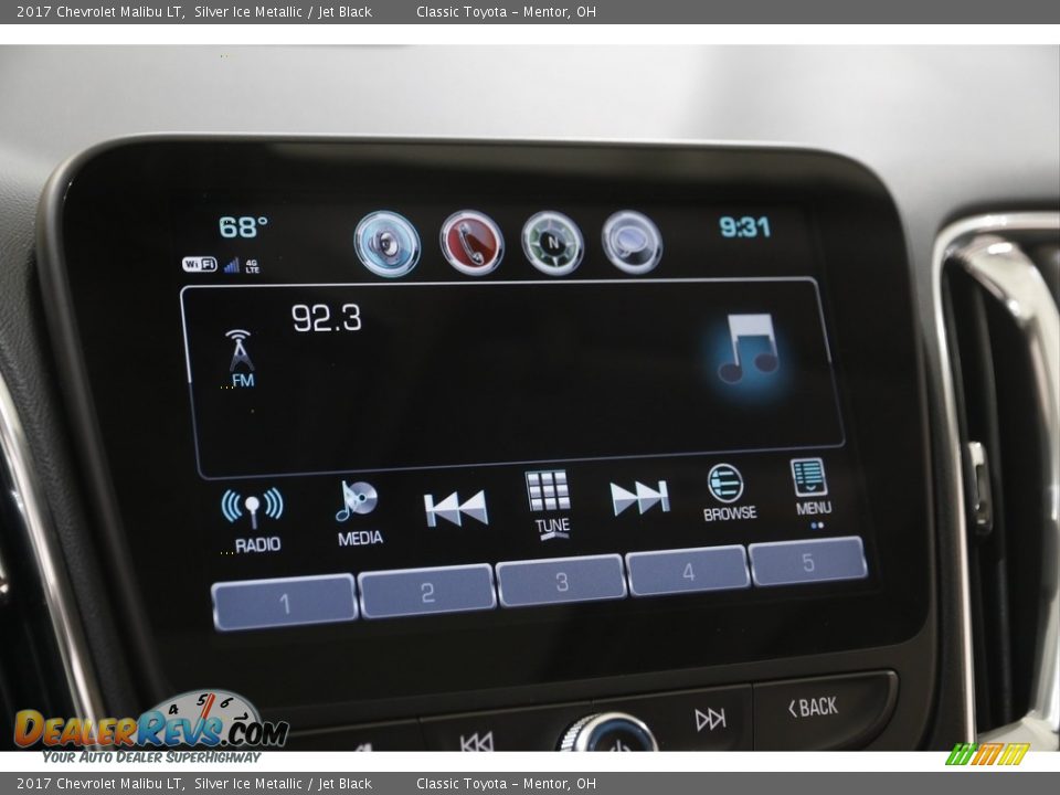 2017 Chevrolet Malibu LT Silver Ice Metallic / Jet Black Photo #10