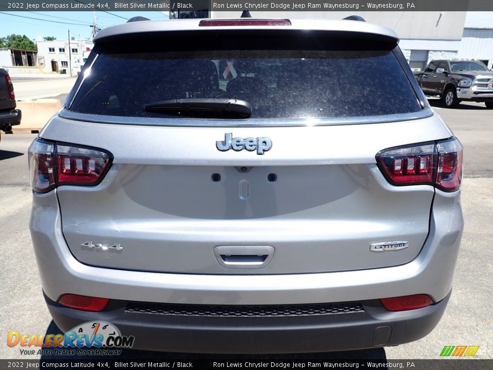 2022 Jeep Compass Latitude 4x4 Billet Silver Metallic / Black Photo #4