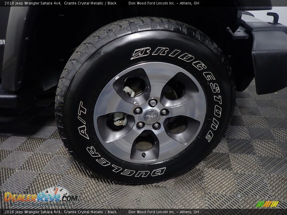 2018 Jeep Wrangler Sahara 4x4 Granite Crystal Metallic / Black Photo #35