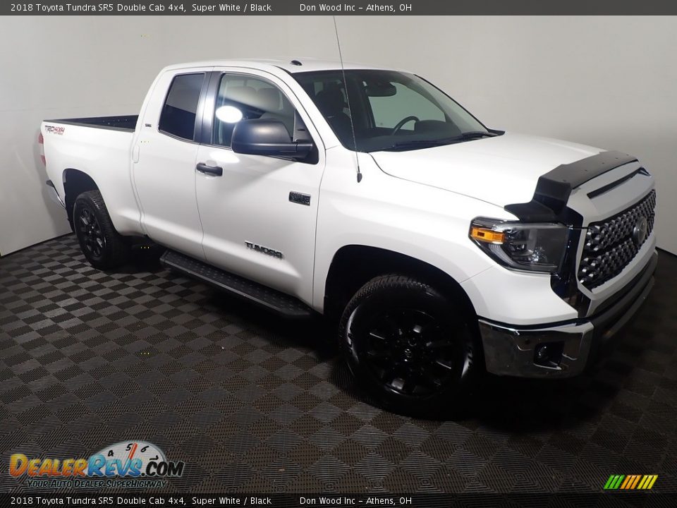 2018 Toyota Tundra SR5 Double Cab 4x4 Super White / Black Photo #4