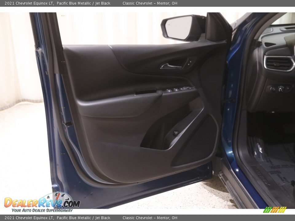 2021 Chevrolet Equinox LT Pacific Blue Metallic / Jet Black Photo #4