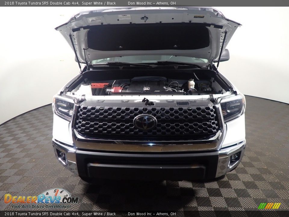 2018 Toyota Tundra SR5 Double Cab 4x4 Super White / Black Photo #7