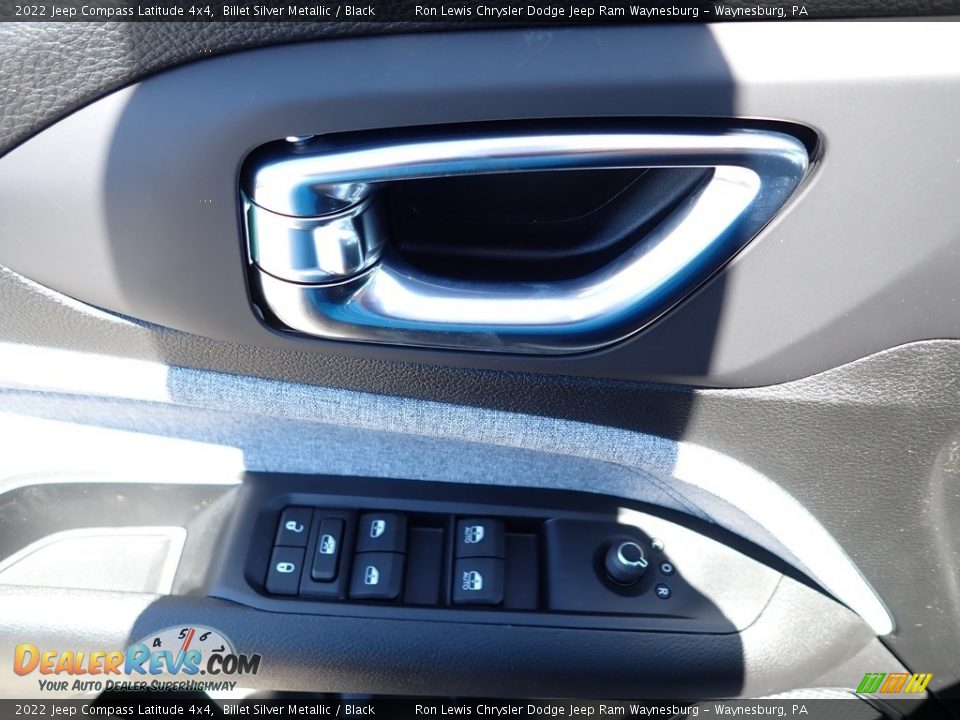 2022 Jeep Compass Latitude 4x4 Billet Silver Metallic / Black Photo #15