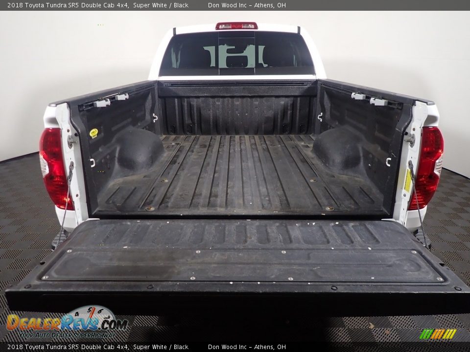 2018 Toyota Tundra SR5 Double Cab 4x4 Super White / Black Photo #15