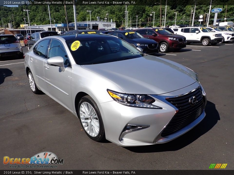 Front 3/4 View of 2016 Lexus ES 350 Photo #2