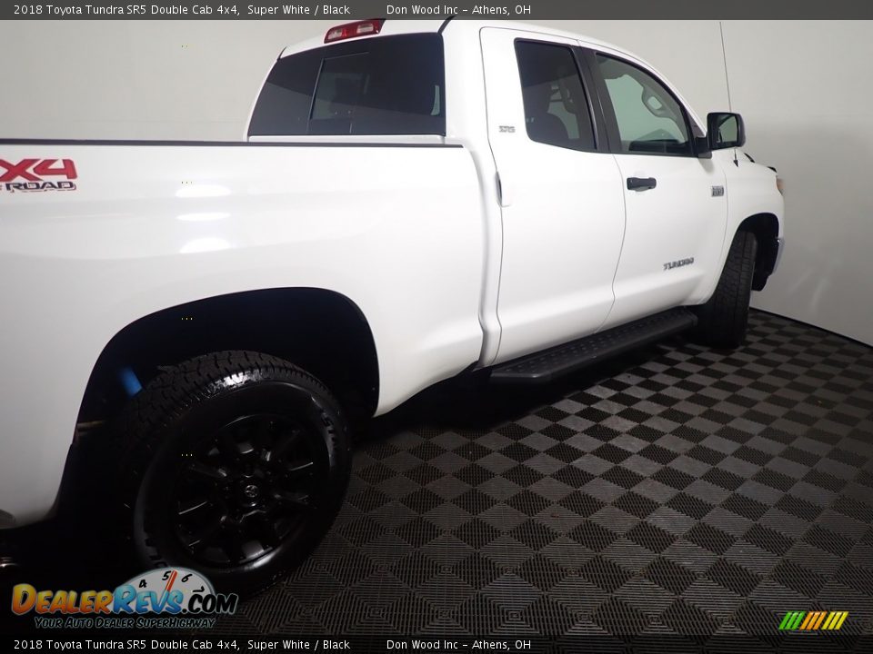 2018 Toyota Tundra SR5 Double Cab 4x4 Super White / Black Photo #19