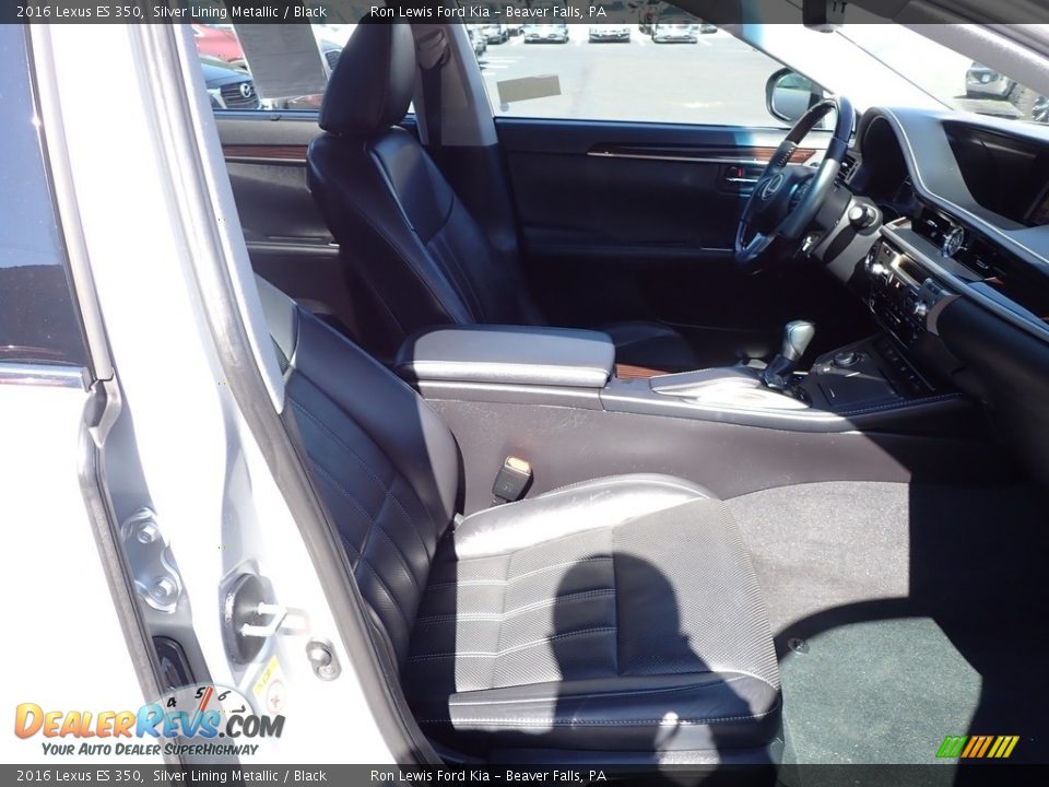 Front Seat of 2016 Lexus ES 350 Photo #11