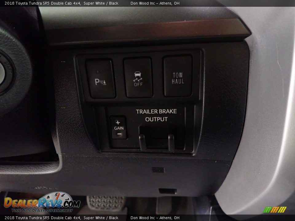 2018 Toyota Tundra SR5 Double Cab 4x4 Super White / Black Photo #32