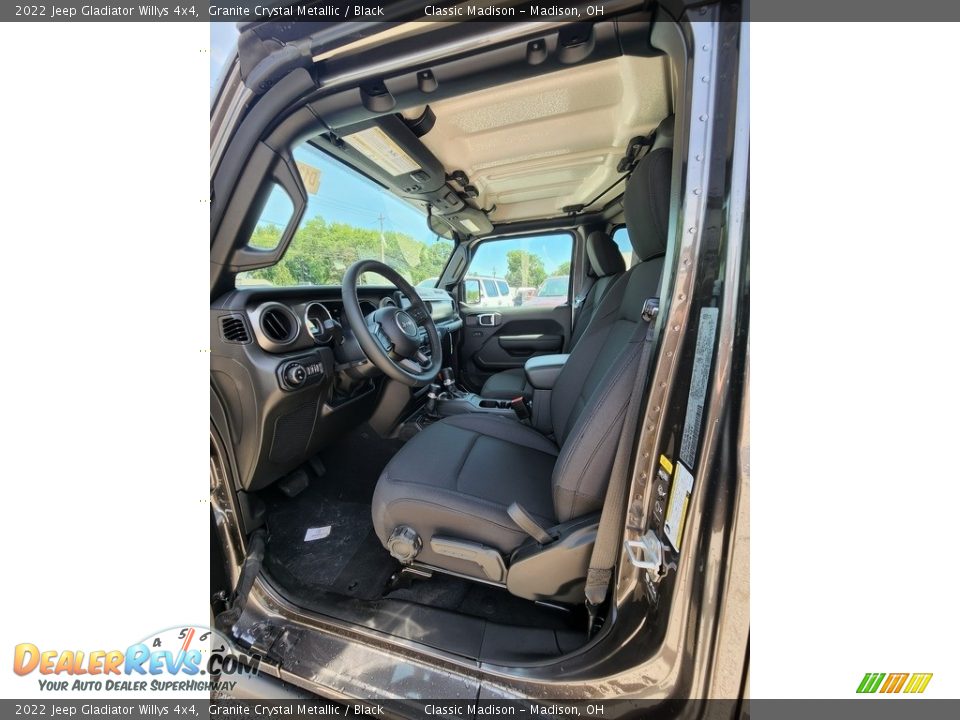 2022 Jeep Gladiator Willys 4x4 Granite Crystal Metallic / Black Photo #2