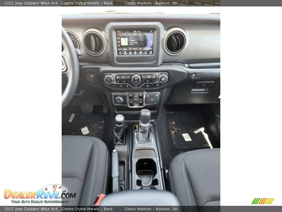 2022 Jeep Gladiator Willys 4x4 Granite Crystal Metallic / Black Photo #6