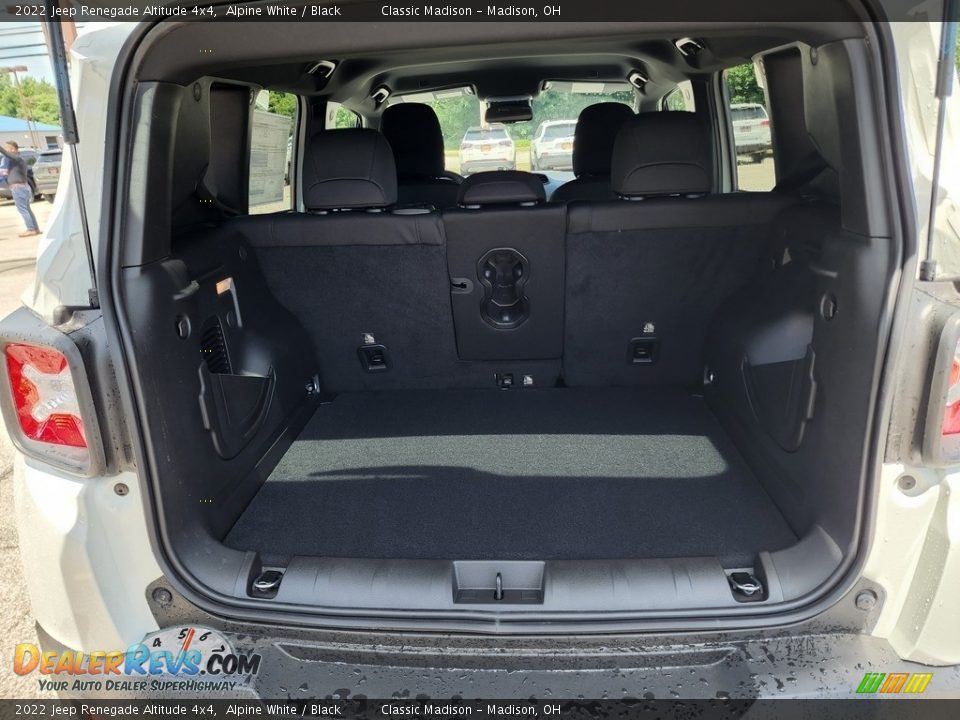2022 Jeep Renegade Altitude 4x4 Alpine White / Black Photo #11