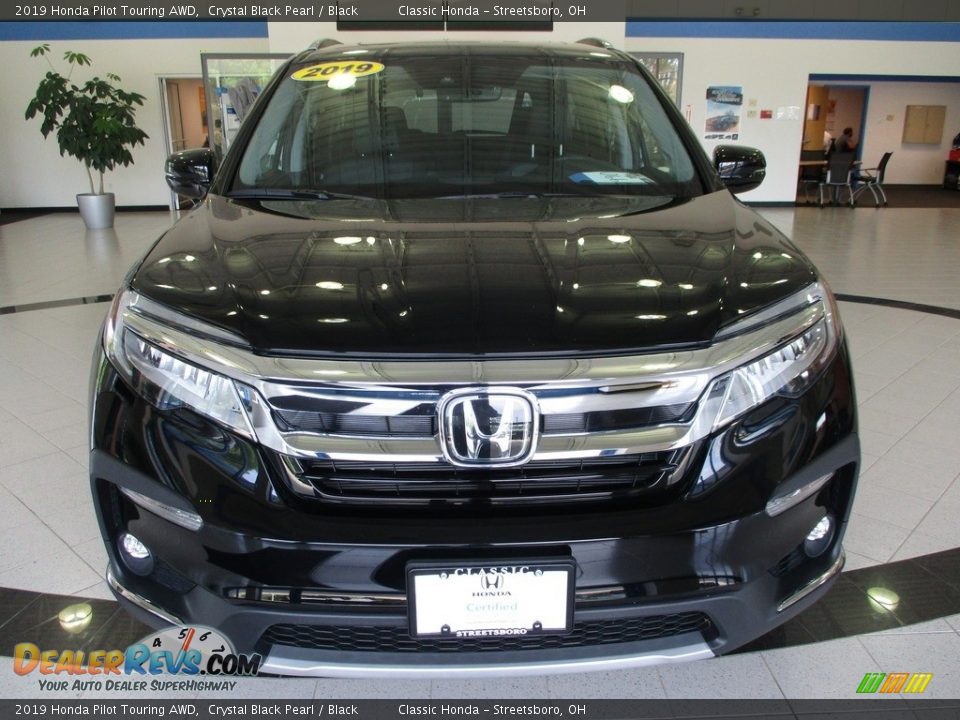 2019 Honda Pilot Touring AWD Crystal Black Pearl / Black Photo #2