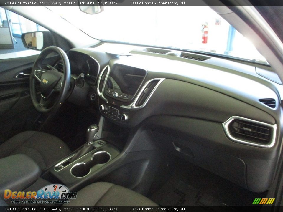 2019 Chevrolet Equinox LT AWD Mosaic Black Metallic / Jet Black Photo #20
