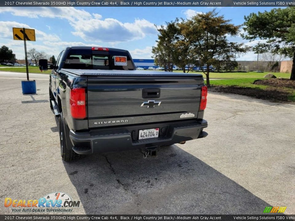 2017 Chevrolet Silverado 3500HD High Country Crew Cab 4x4 Black / High Country Jet Black/­Medium Ash Gray Accent Photo #14