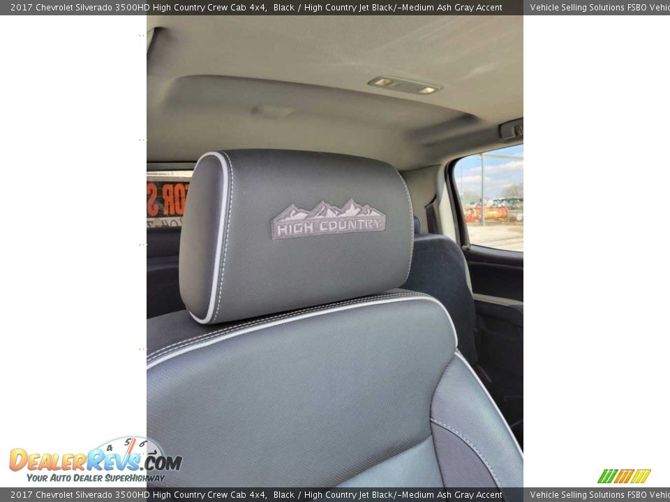 2017 Chevrolet Silverado 3500HD High Country Crew Cab 4x4 Black / High Country Jet Black/­Medium Ash Gray Accent Photo #26