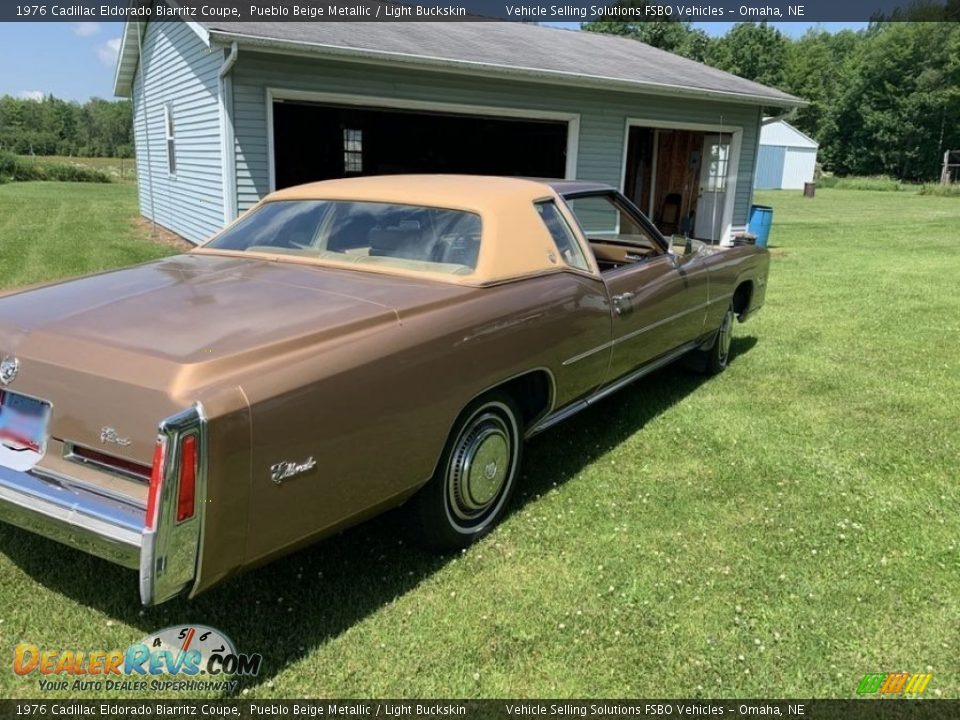 1976 Cadillac Eldorado Biarritz Coupe Pueblo Beige Metallic / Light Buckskin Photo #10