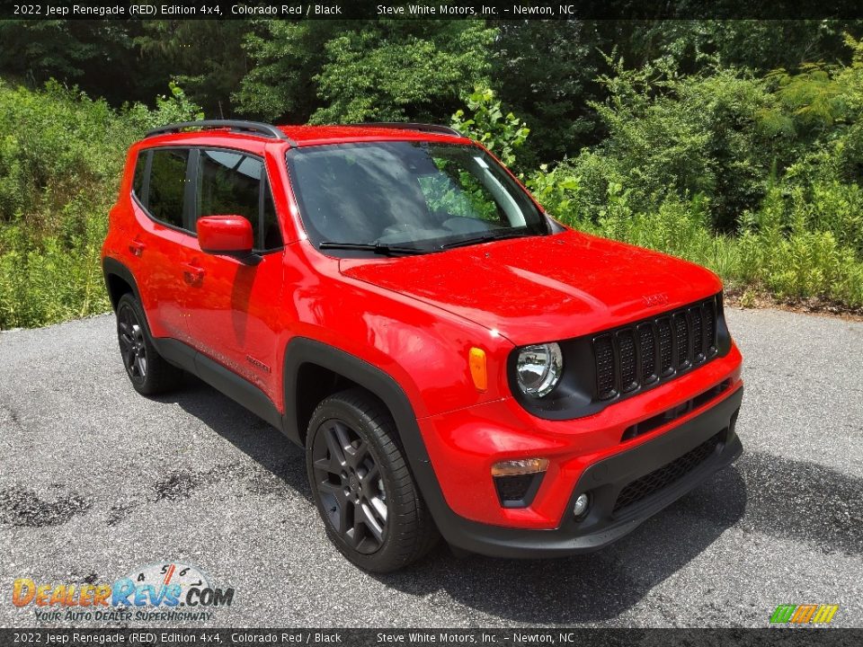 Front 3/4 View of 2022 Jeep Renegade (RED) Edition 4x4 Photo #4