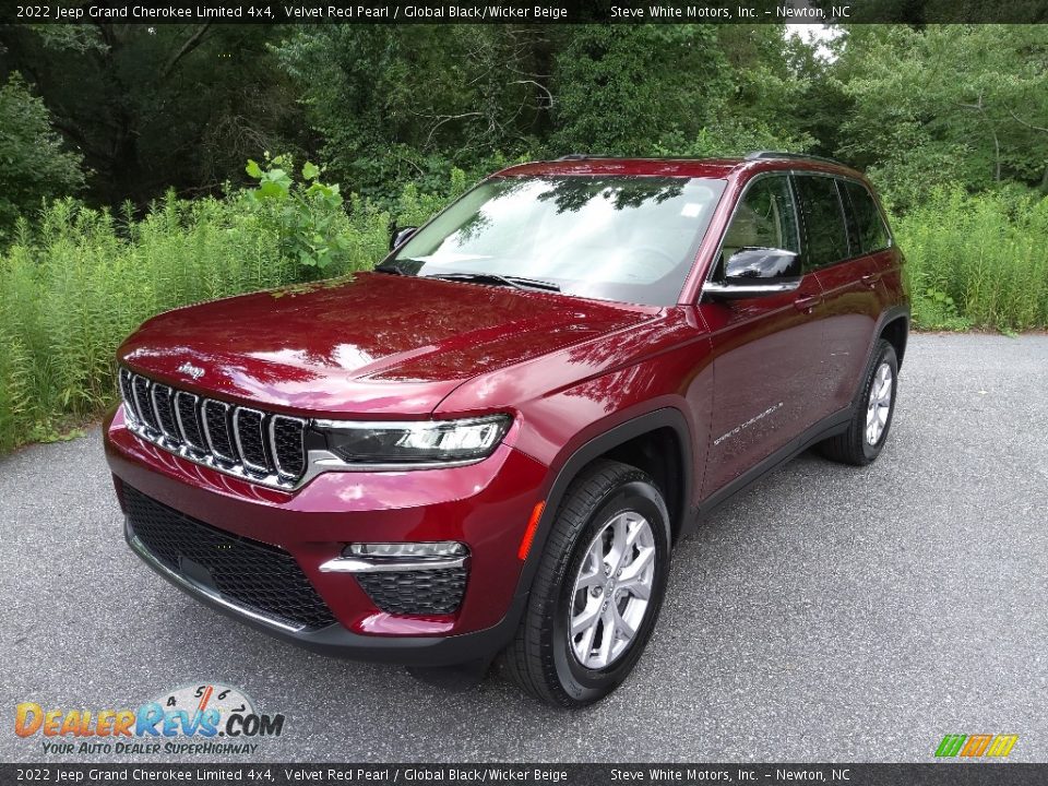 2022 Jeep Grand Cherokee Limited 4x4 Velvet Red Pearl / Global Black/Wicker Beige Photo #2