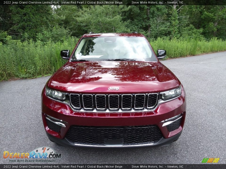 2022 Jeep Grand Cherokee Limited 4x4 Velvet Red Pearl / Global Black/Wicker Beige Photo #3