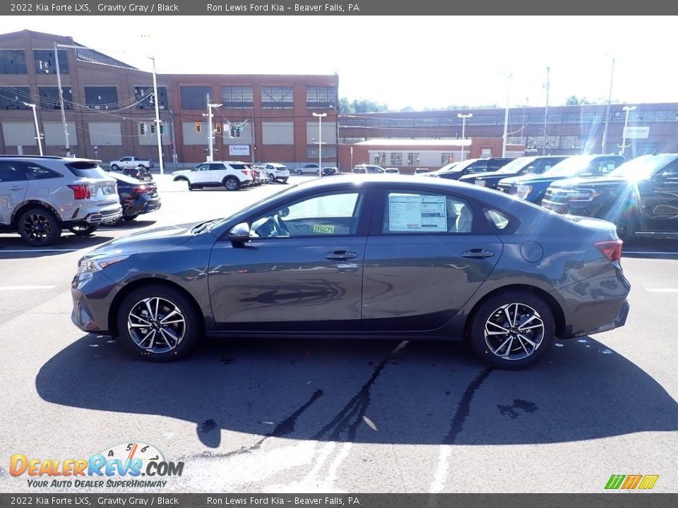 2022 Kia Forte LXS Gravity Gray / Black Photo #5