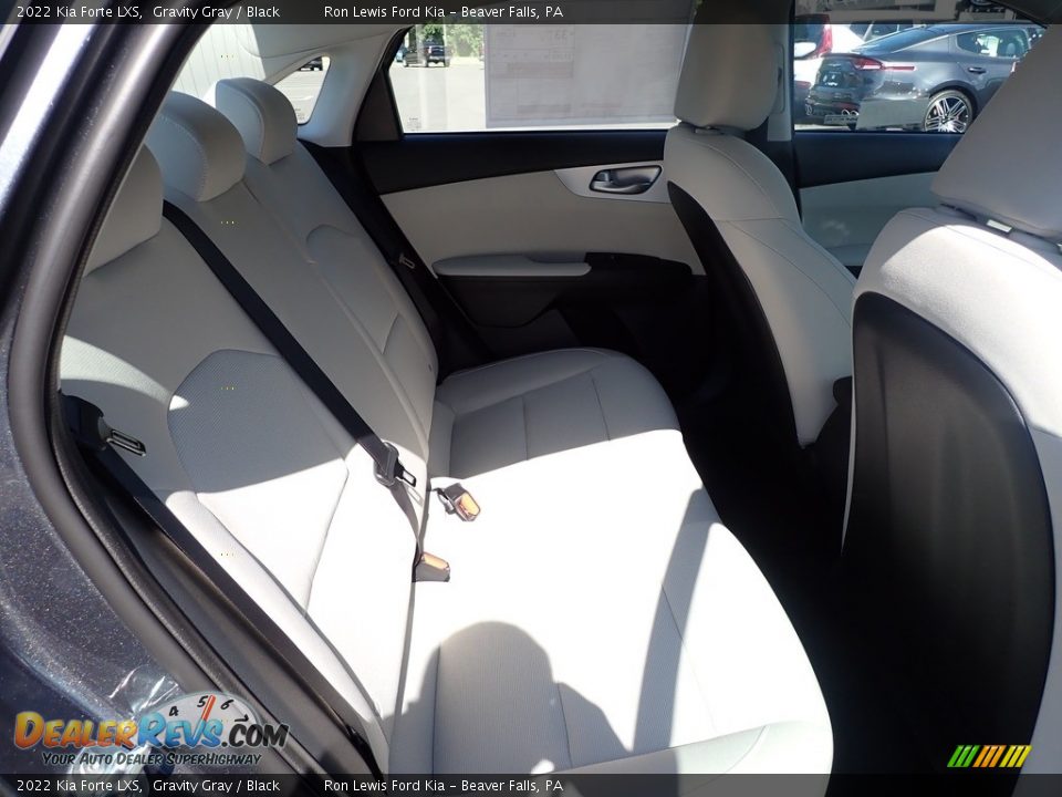 2022 Kia Forte LXS Gravity Gray / Black Photo #10