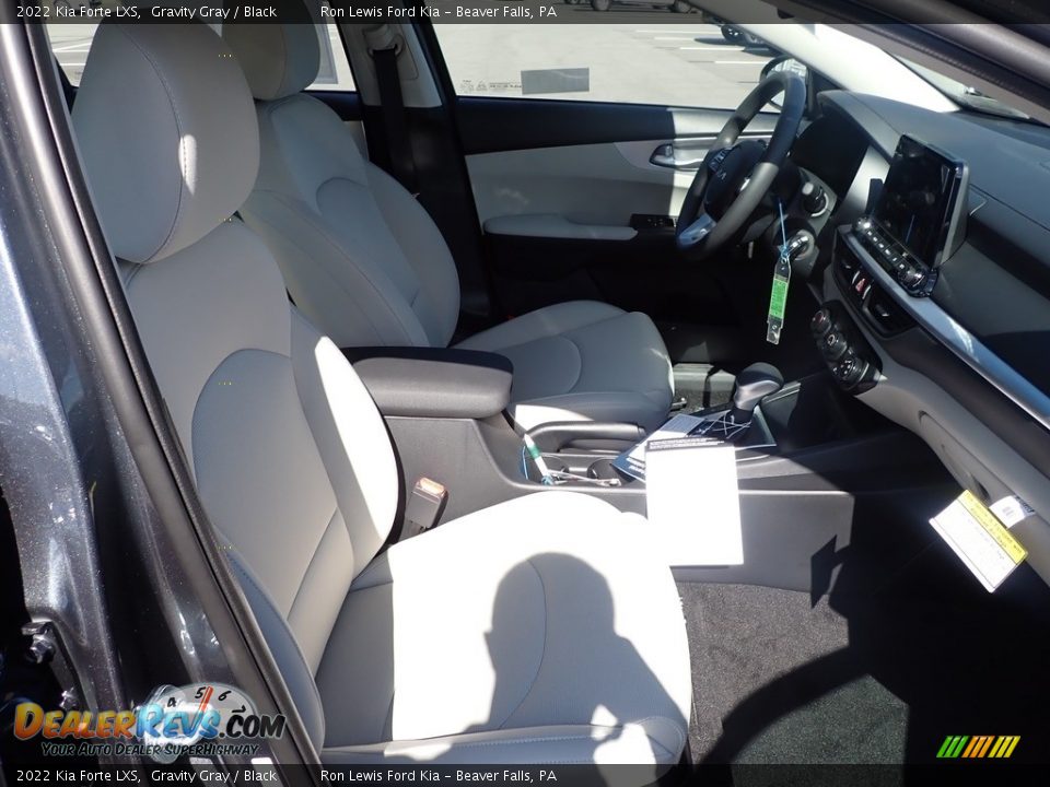 2022 Kia Forte LXS Gravity Gray / Black Photo #11