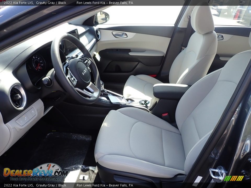 2022 Kia Forte LXS Gravity Gray / Black Photo #14
