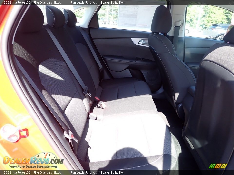 2022 Kia Forte LXS Fire Orange / Black Photo #10