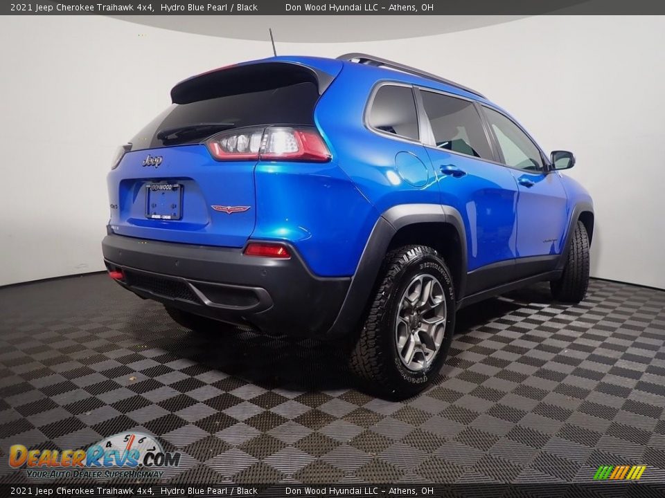 2021 Jeep Cherokee Traihawk 4x4 Hydro Blue Pearl / Black Photo #16