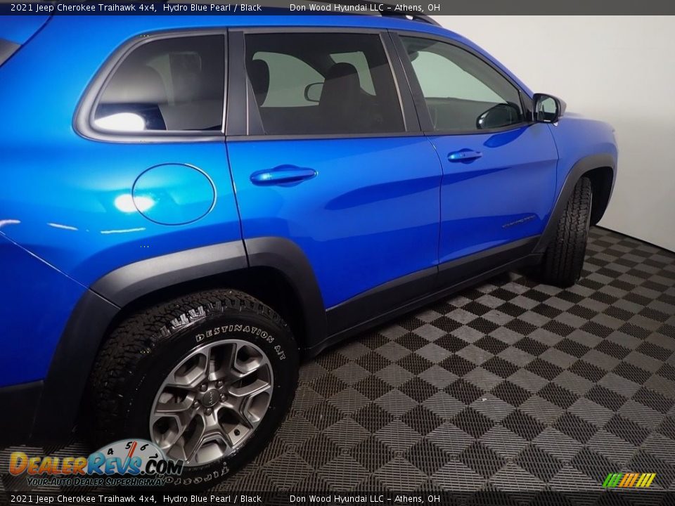 2021 Jeep Cherokee Traihawk 4x4 Hydro Blue Pearl / Black Photo #19