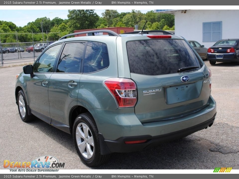 2015 Subaru Forester 2.5i Premium Jasmine Green Metallic / Gray Photo #3