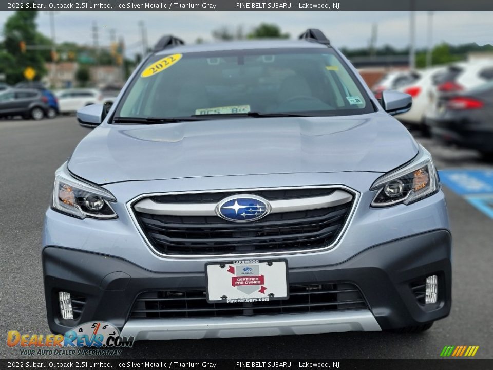 2022 Subaru Outback 2.5i Limited Ice Silver Metallic / Titanium Gray Photo #2