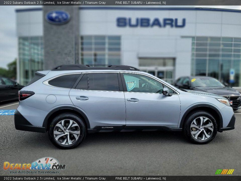 2022 Subaru Outback 2.5i Limited Ice Silver Metallic / Titanium Gray Photo #7